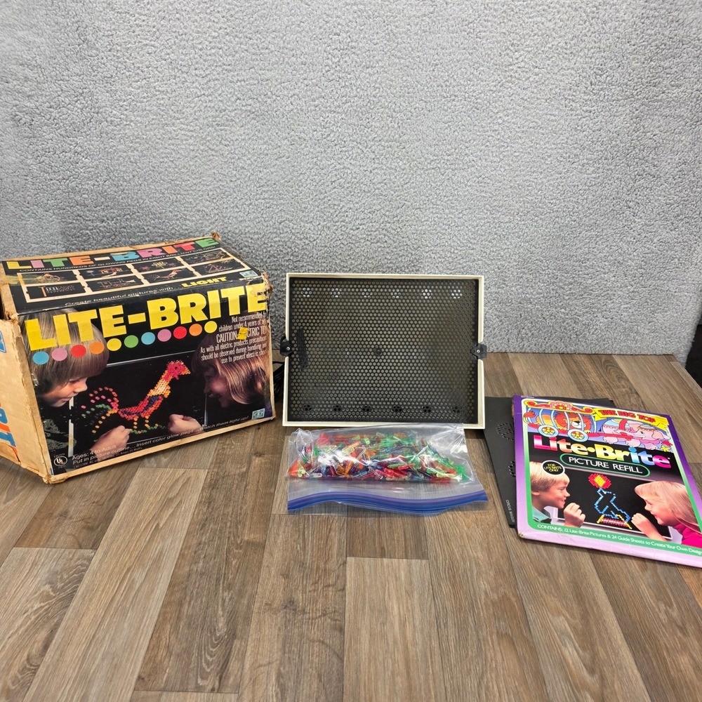 Vintage 1978 Hasbro Lite-Brite Light Box Toy Model 5455 with Pegs and Sheets